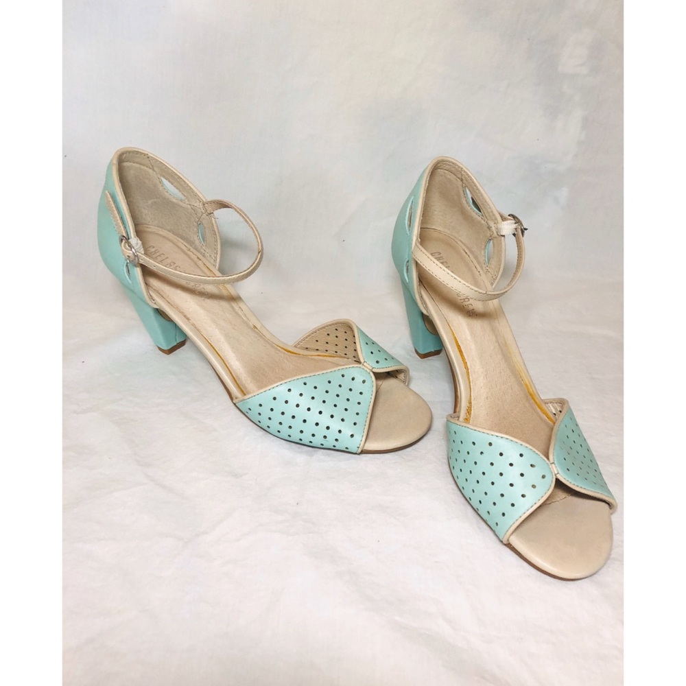 Chelsea Crew Heels